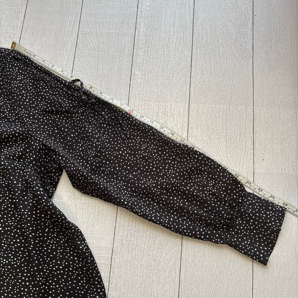 Lane Bryant Black and White Cold Shoulder Dot Top Size 18 - Picture 6 of 11